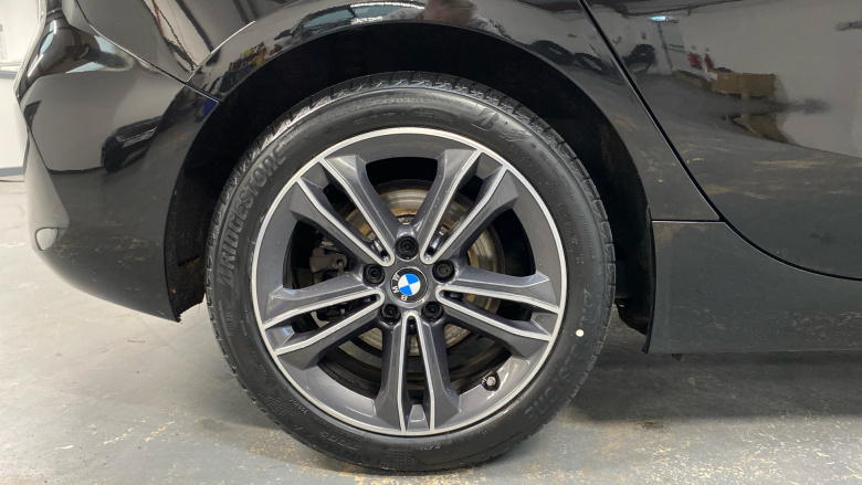 BMW 1 Series 118i Sport 5dr Step Auto Petrol Hatchback